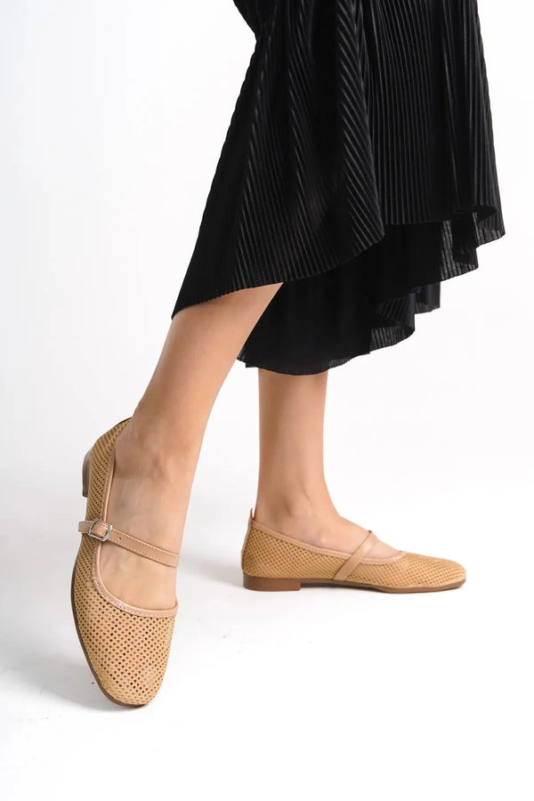 Luna Meshnet Pumps- NUDE